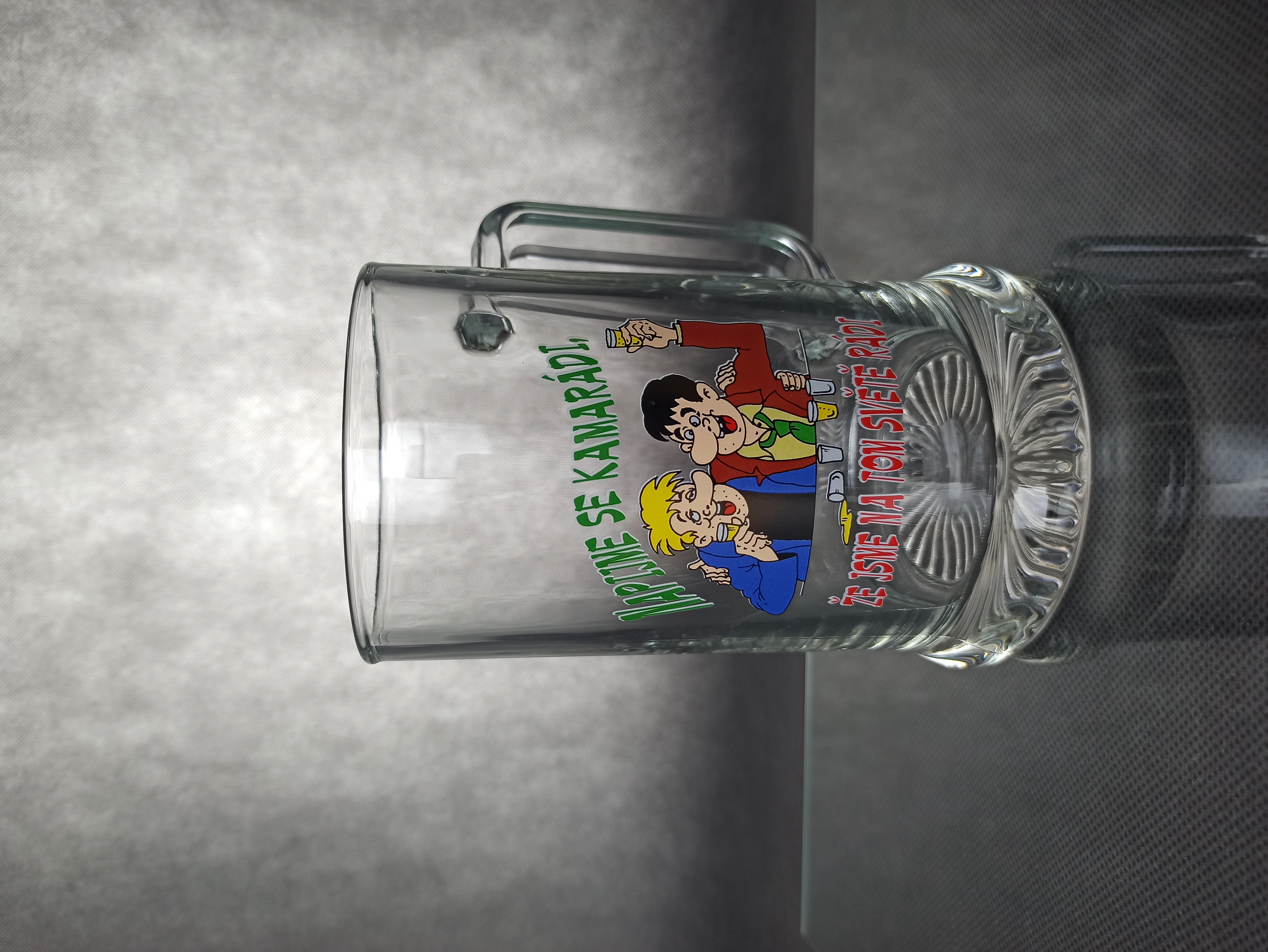 Půllitr na pivo s vtipem